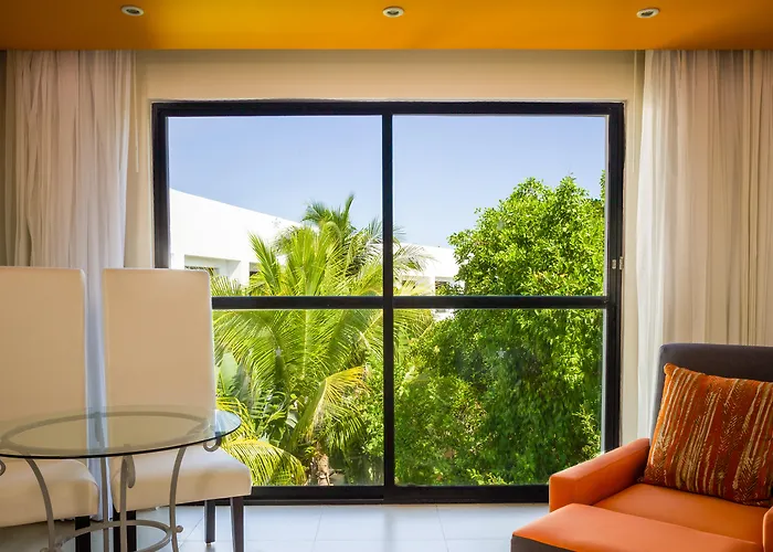 Sunscape & Resort