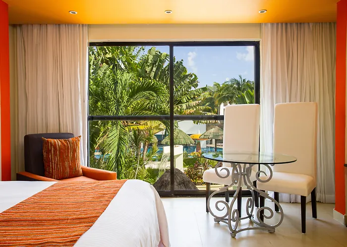 Resort Sunscape & 4*