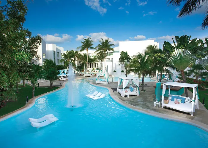 Sunscape & Resort